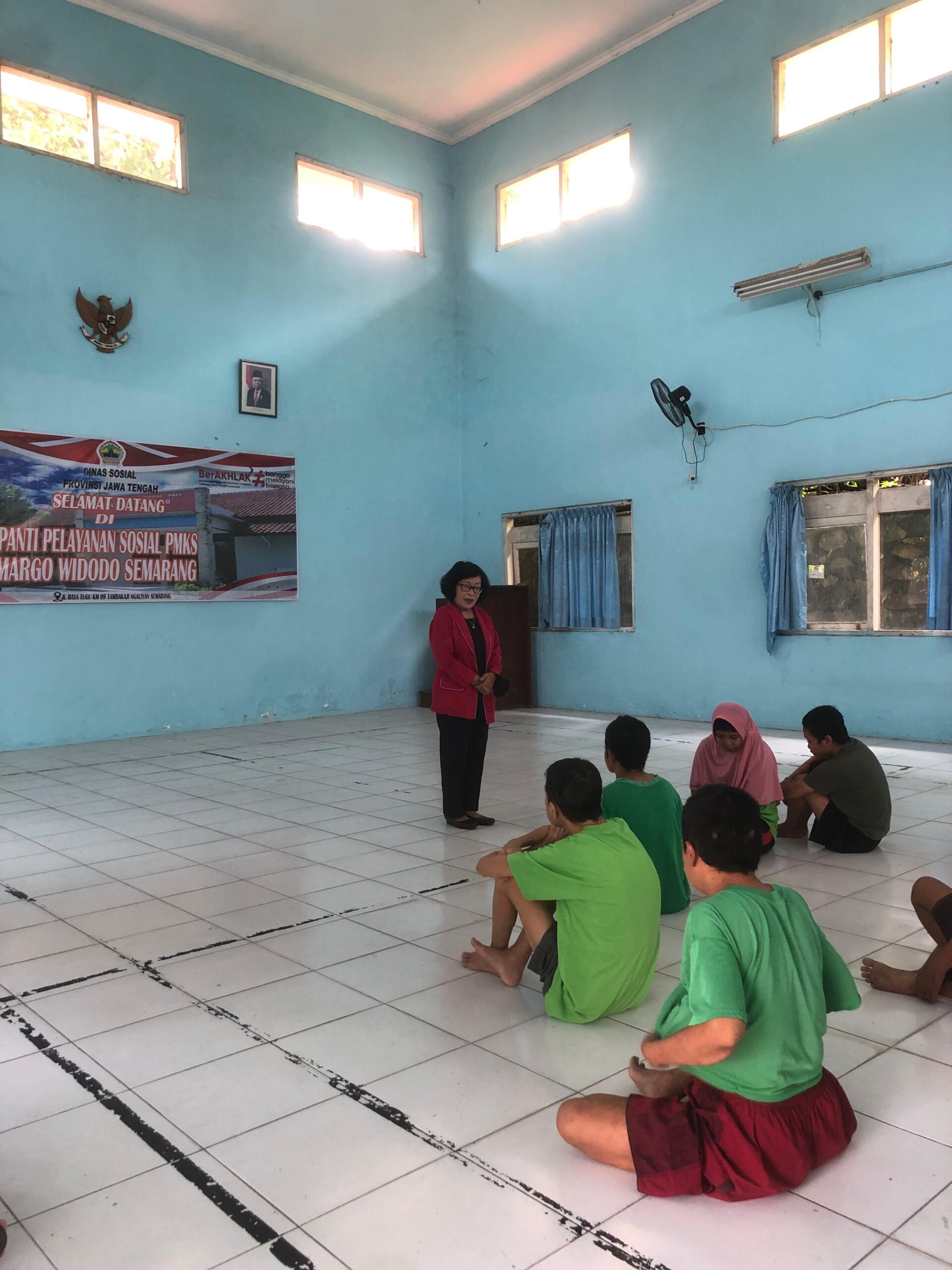 Cegah Cacar Monyet: Mahasiswa PPP UIN Walisongo Semarang Dampingi Sosialisasi Pentingnya Kebersihan di PPS PMKS Margo Widodo Semarang