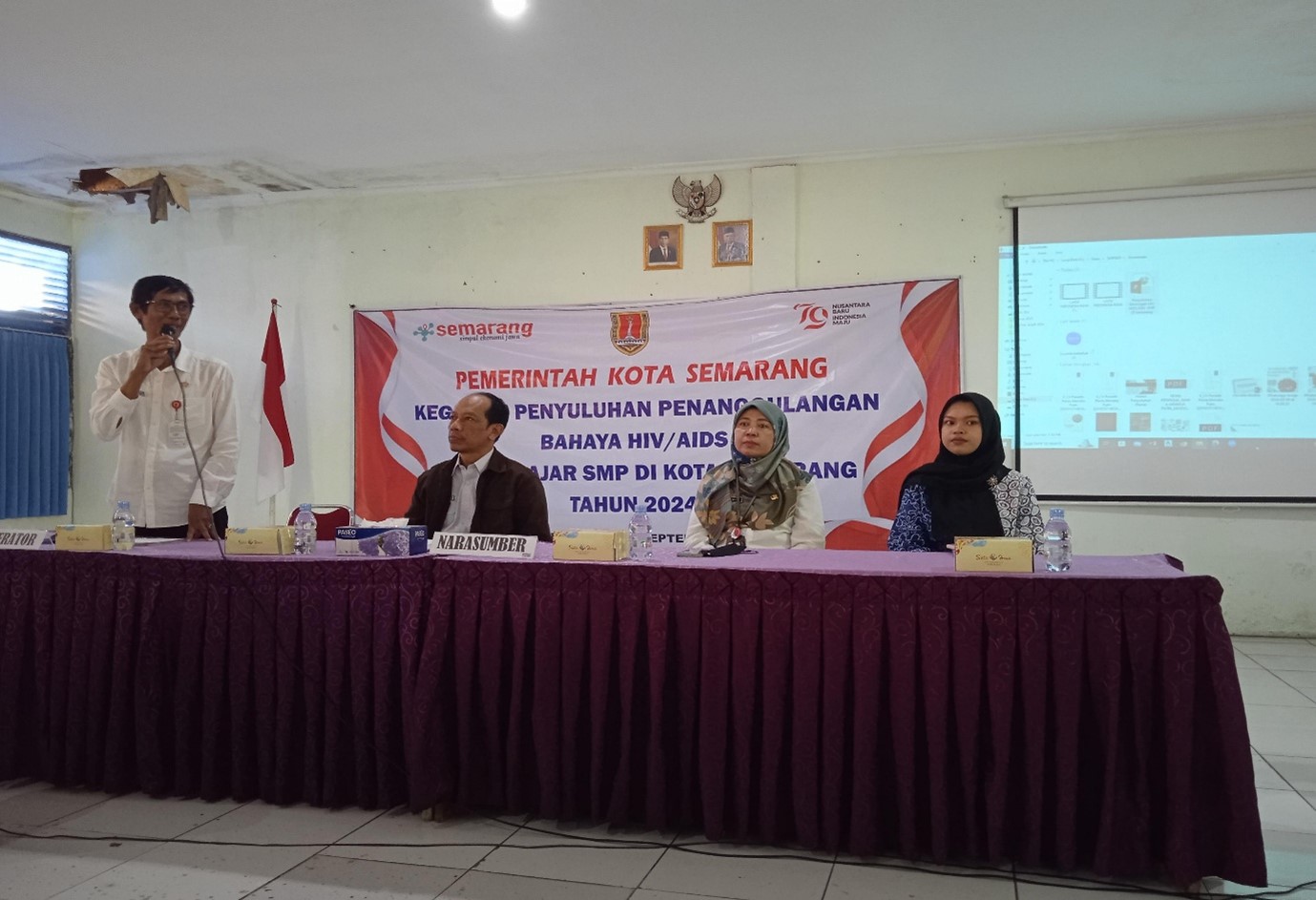 Generasi Muda Bebas HIV/AIDS Mahasiswa PPP BPI UIN Walisongo Melakukan Penyuluhan di SMP Negeri 25  Berkolaborasi dengan Pemkot dan PKBI Kota Semarang
