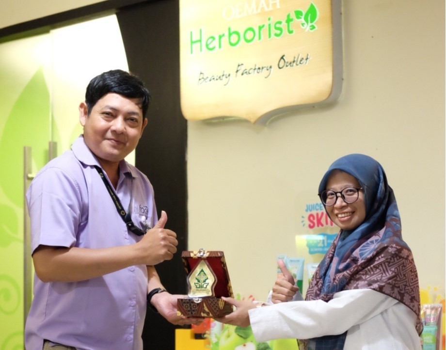 Dalami Psikologi Industri dan Organisasi, Mahasiswa BPI Kunjungi PT Victoria Care Indonesia Tbk