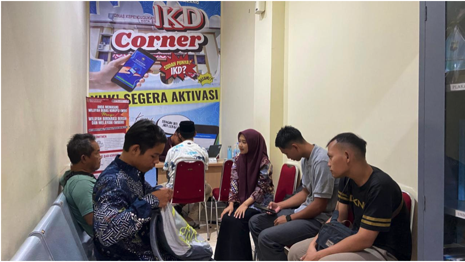 Mahasiswa PPP BPI Berikan Penyuluhan Aktivasi dan Kegunaan IKD di Disdukcapil
