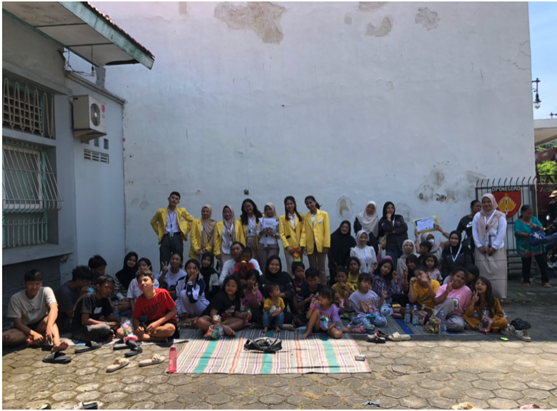 Anak-Anak Kota Lama Antusias Ikuti Kegiatan Belajar Bersama Rumpin Bangjo dan Pendidikan Non Formal (PNF) UNNES