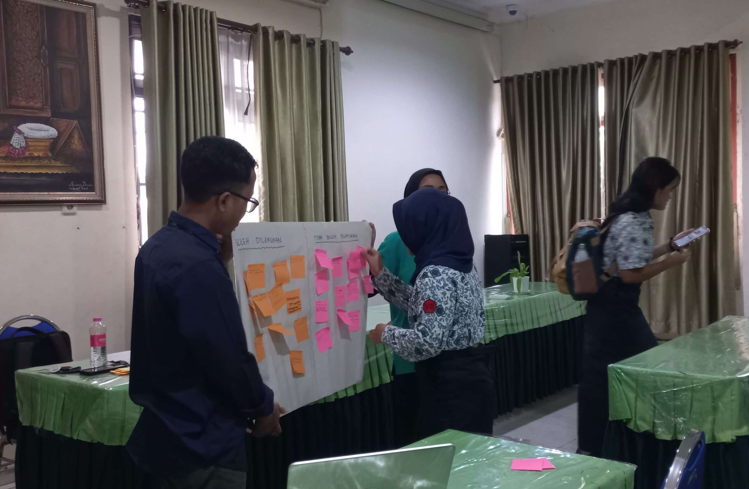 Mahasiswa PPP BPI UIN Walisongo Dukung Pilar PKBI dalam Edukasi Teknik Konselor Sebaya di SMPN 2 Semarang