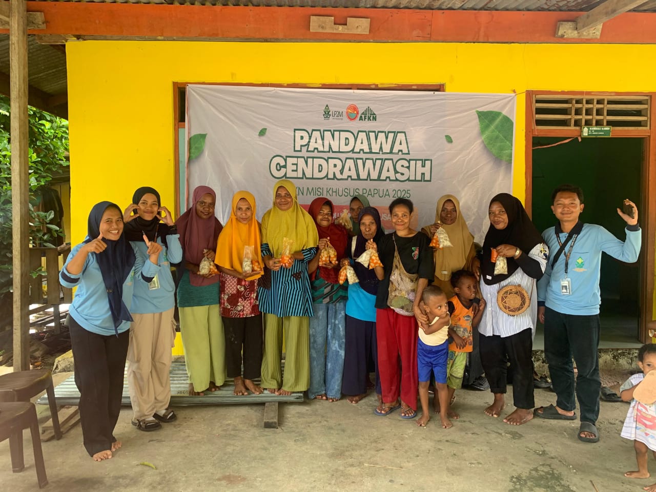 Tim KKDN UIN Walisongo dan AFKN Gelar Seminar Pemberdayaan Ekonomi Kreatif dan Pemasaran Daring di Desa Offie